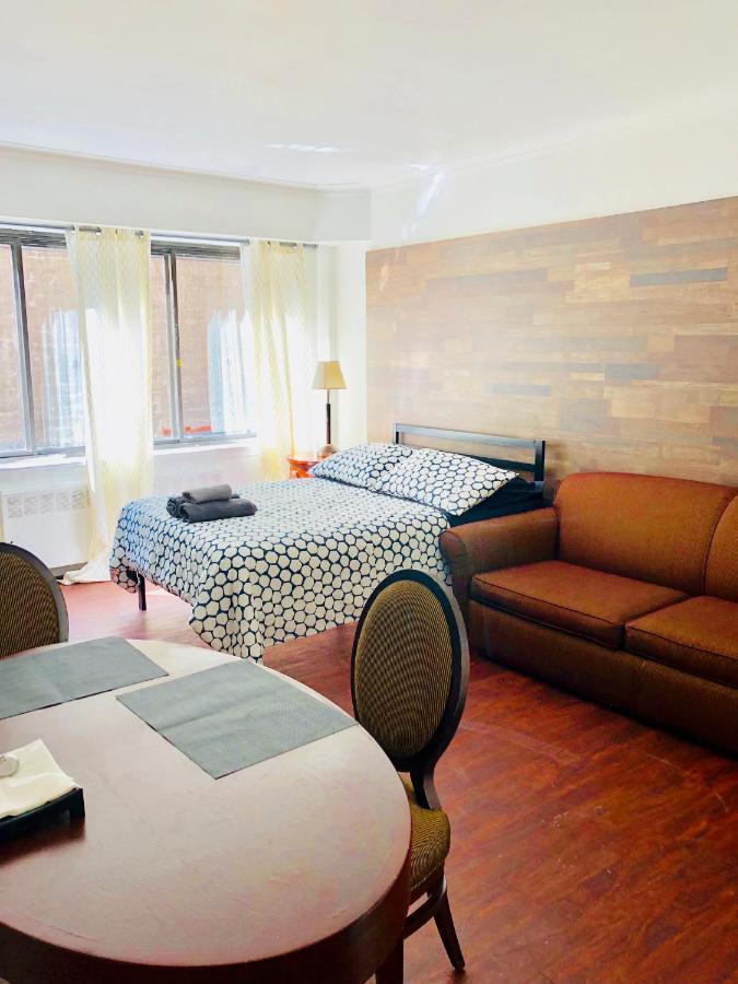 Stylish Montreal Apartment: Comfortable Stay In The Golden Square Mile Dış mekan fotoğraf